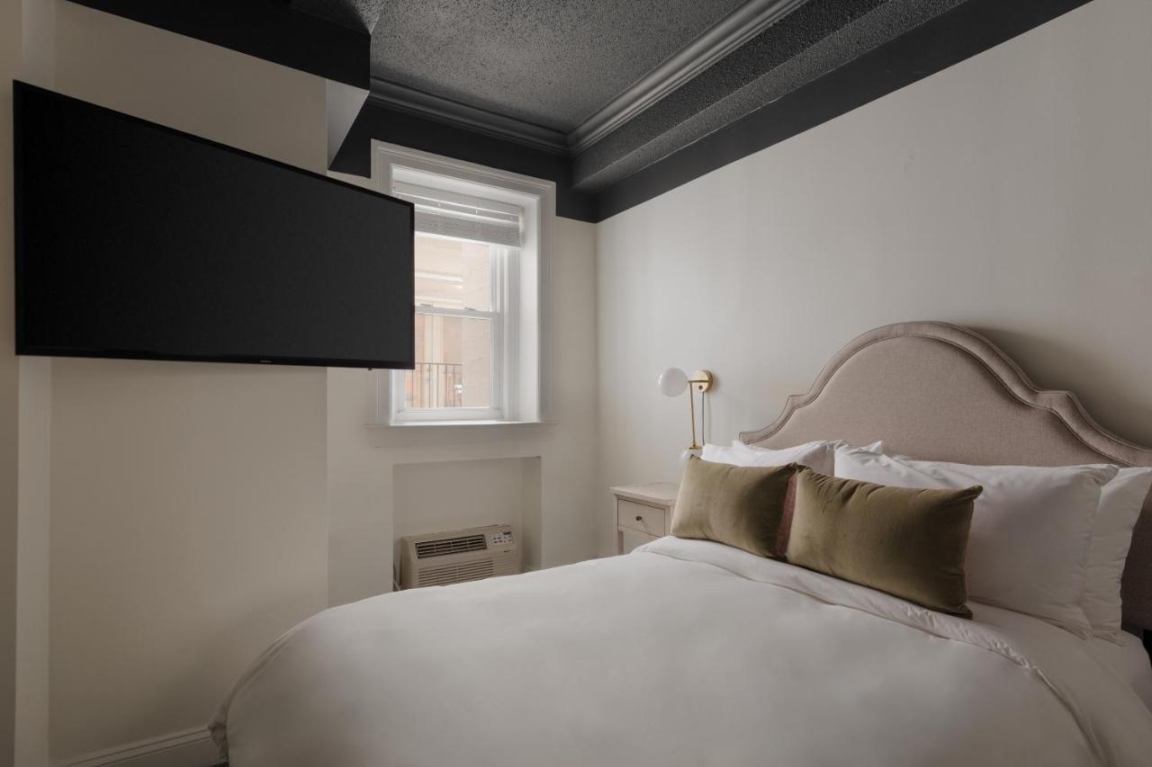 Dupont Circle Embassy Inn By Found Washington Exterior foto