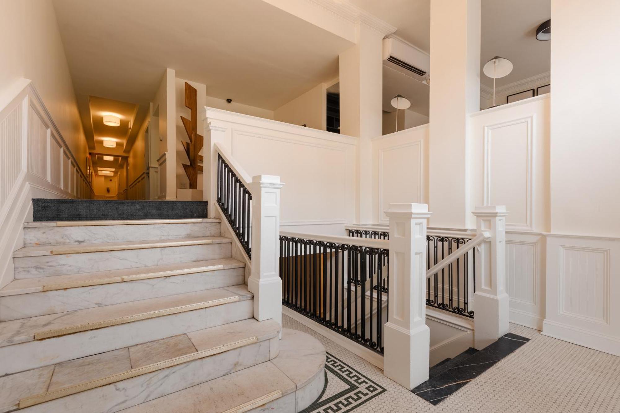 Dupont Circle Embassy Inn By Found Washington Exterior foto